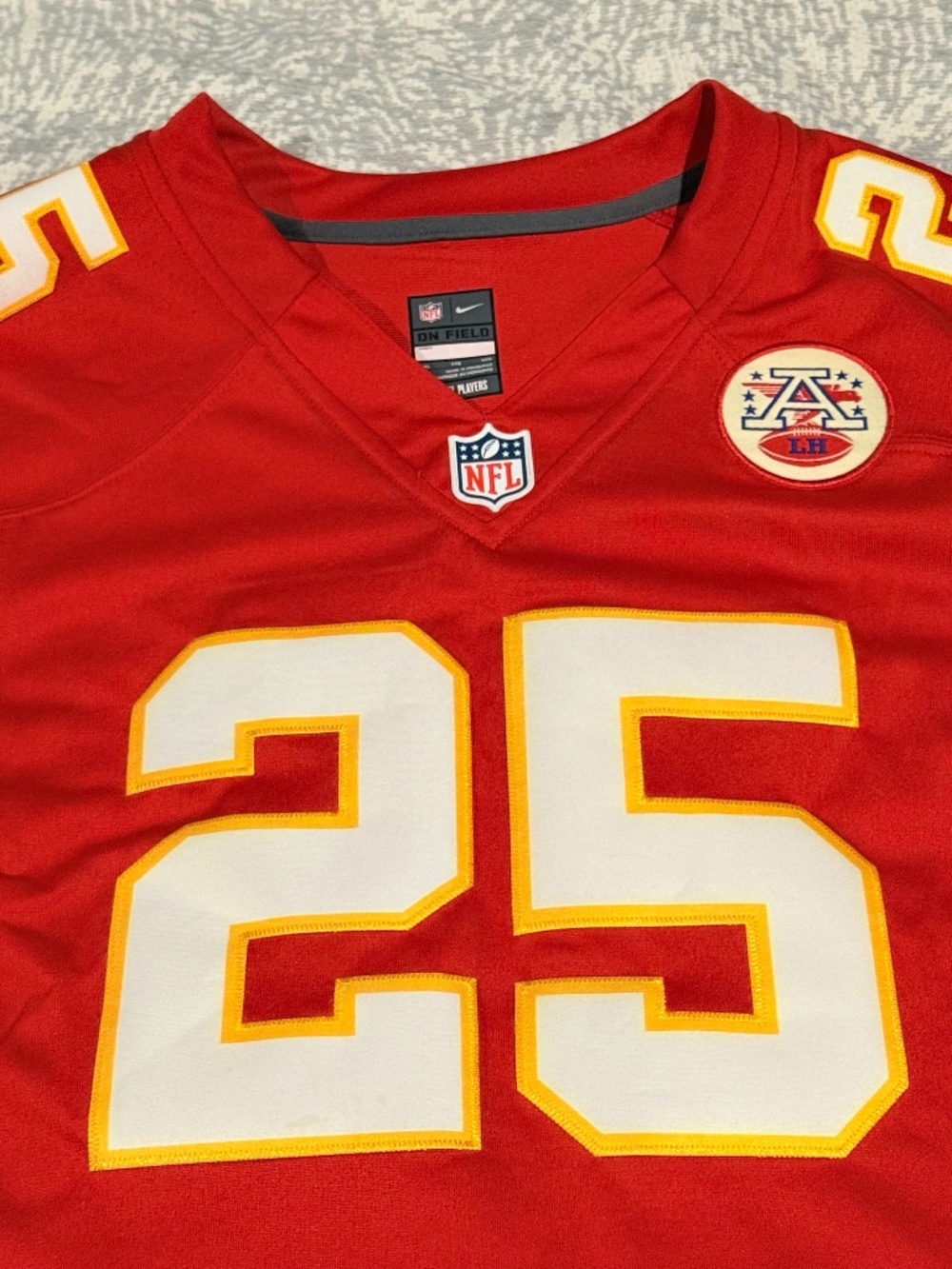 Nike Kansas City Chiefs Jamaal Charles #25 Jersey Size Youth XXL / Adult Small